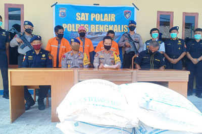 30 Ton Gula Asal India Diamankan Sat Polairud Polres Bengkalis
